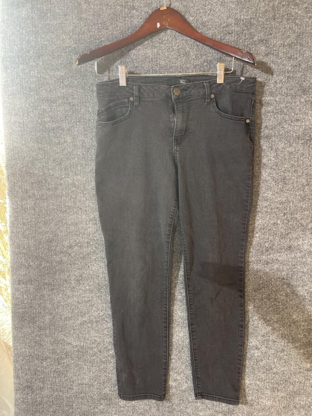 1822 Denim Jeans Womens 12 Gray Charcoal Wash Slim Skinny Stretch Denim